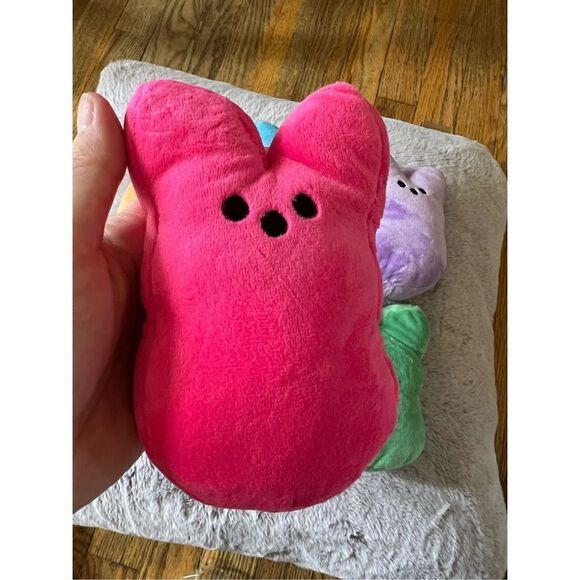 Plush Bunnies Bundle (6) - Picture 6 of 8